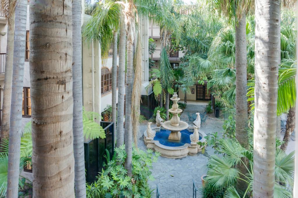 Buena Park Grand Hotel & Suites Exteriör bild