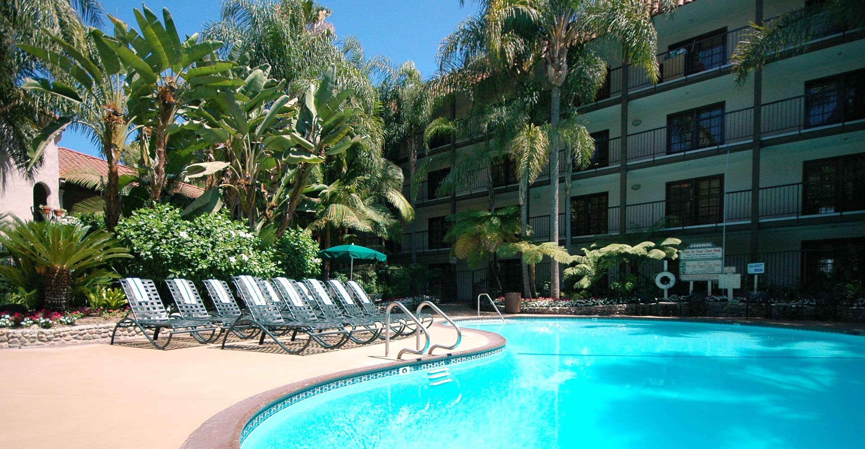 Buena Park Grand Hotel & Suites Exteriör bild